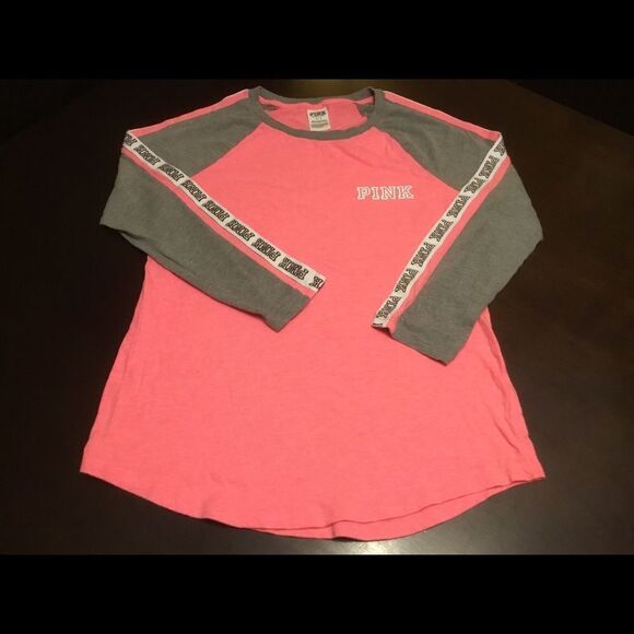 PINK Victoria’s Secret Long Sleeve T-shirt - Picture 1 of 3
